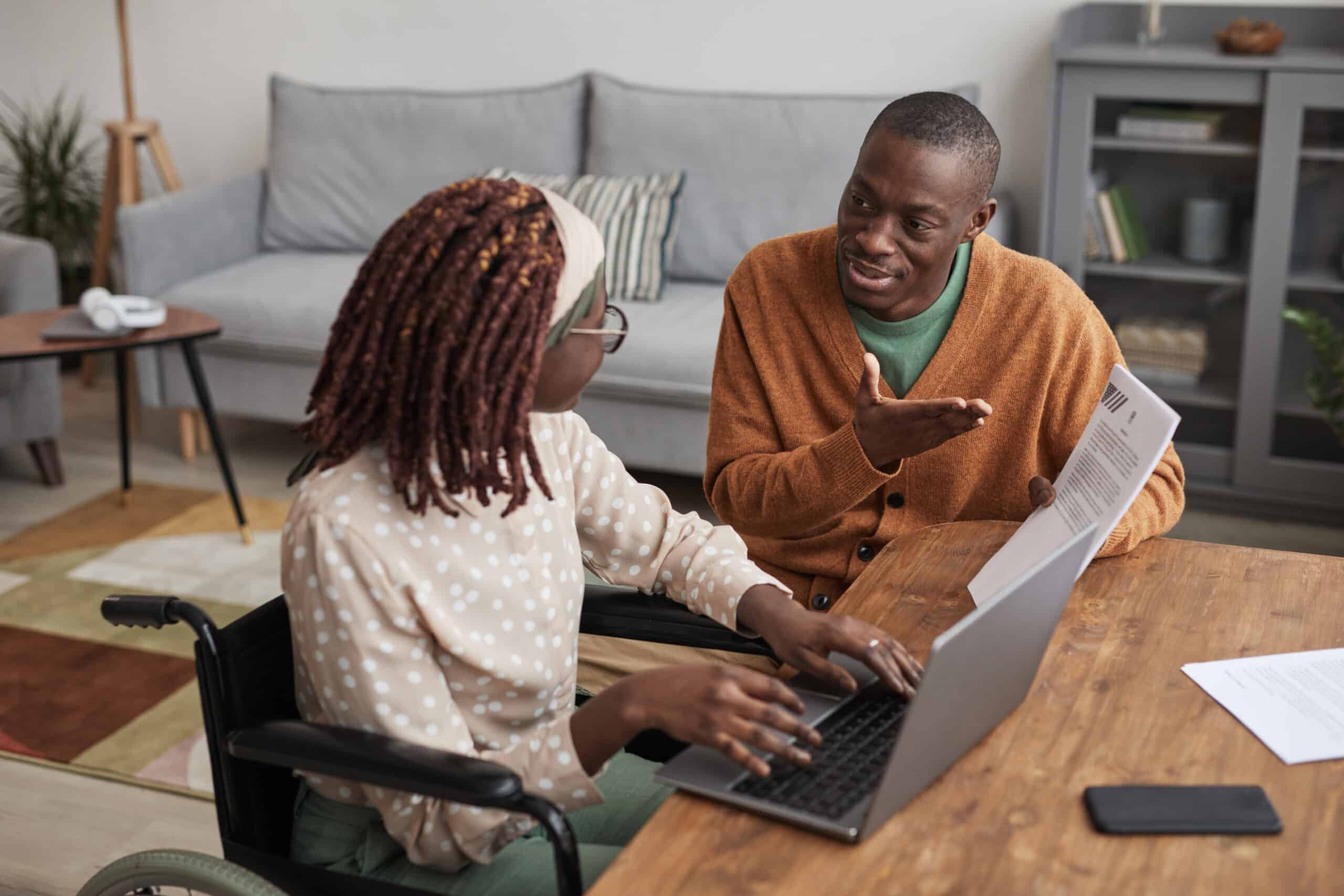 Travailler chez soi : les avantages et astuces pour réussir